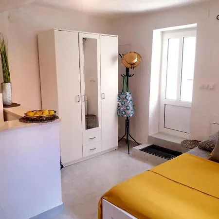 Simon Apartment